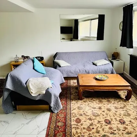 Maison Cauderan